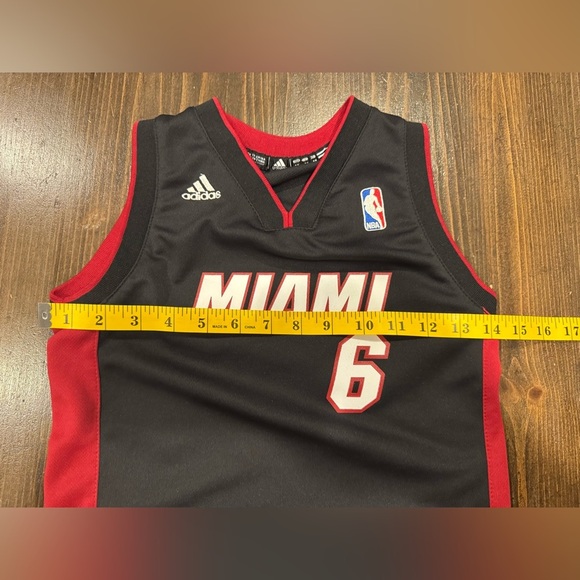 LeBron James Miami Heat NBA Jersey - Youth Medium - Picture 9 of 10